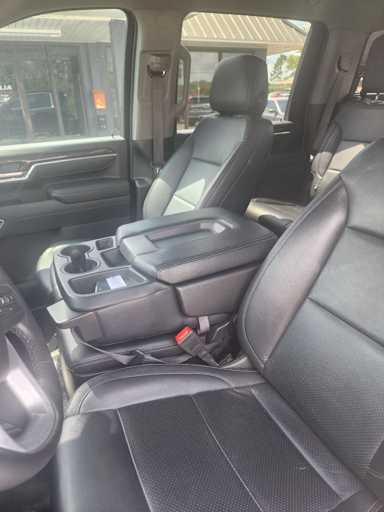 2025 GMC Sierra 3500 Chassis Cab SLE - Photo 9
